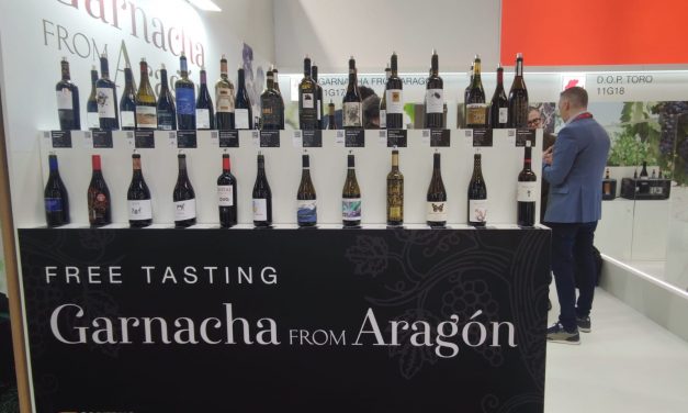 Una treintena de bodegas aragonesas estarán en la feria ProWein de la mano de Aragón Exterior