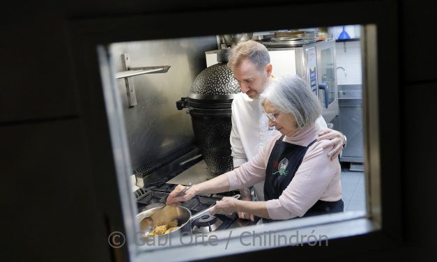 LA MADRE QUE ME COCINÓ. María Garijo y David Baldrich