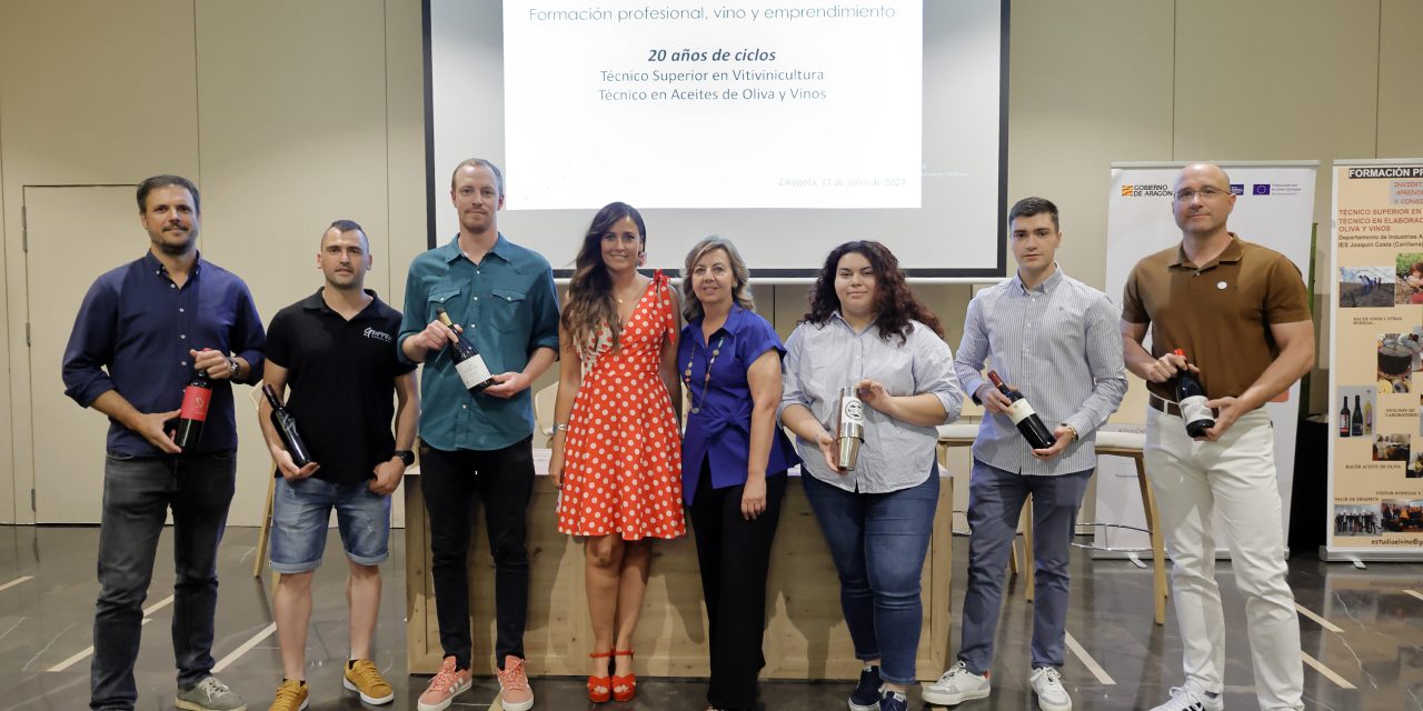 El IES Joaquín Costa de Cariñena celebra una jornada profesional sobre vino y emprendimiento