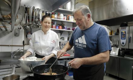 EL PADRE QUE ME COCINÓ. Beatriz y Fernando Allué