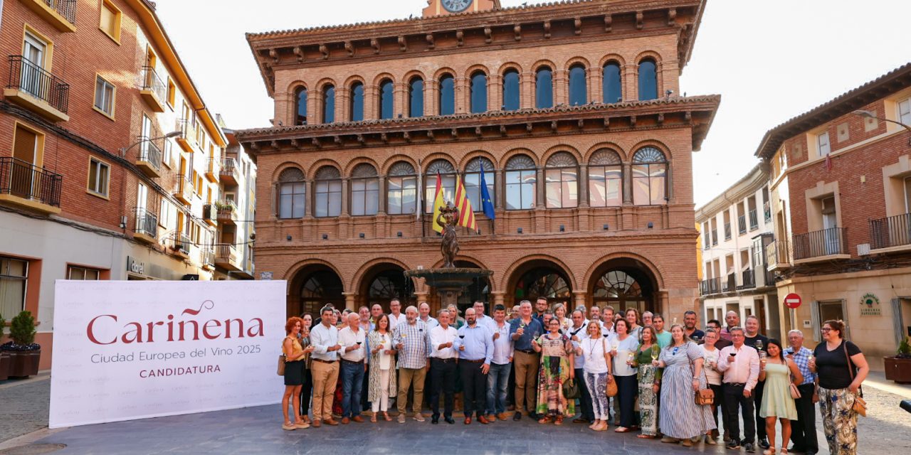 Sánchez Quero muestra su apoyo a  la candidatura de Cariñena como  Ciudad Europea del Vino 2025