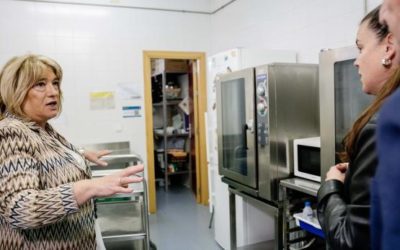 Educación transformará una decena de comedores de línea fría a cocinas in situ