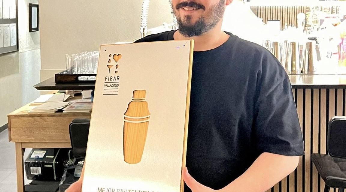 Borja Insa se corona como Mejor Bartender 2024 en la XII edición de FIBAR en Valladolid