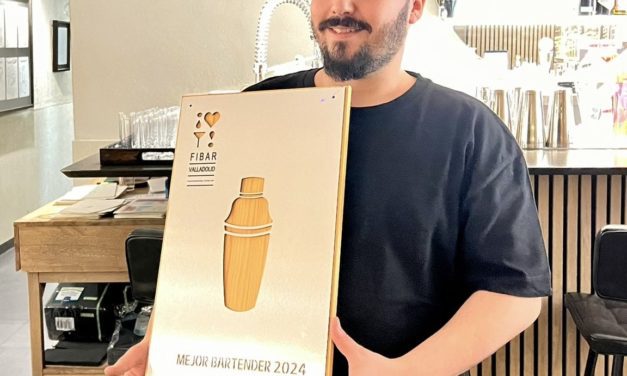 Borja Insa se corona como Mejor Bartender 2024 en la XII edición de FIBAR en Valladolid