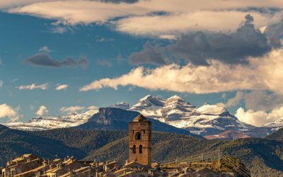 Aínsa celebra su reconocimiento como ‘Best Tourism Village’ otorgado por la Organización Mundial del Turismo