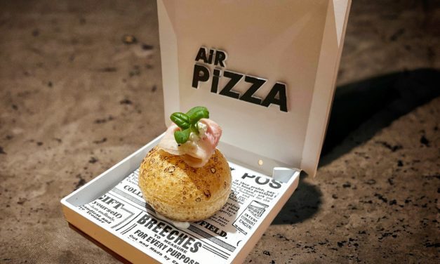 Una pizza en panipuri, la Air Pizza, imprescindible en EL GAMBERRO